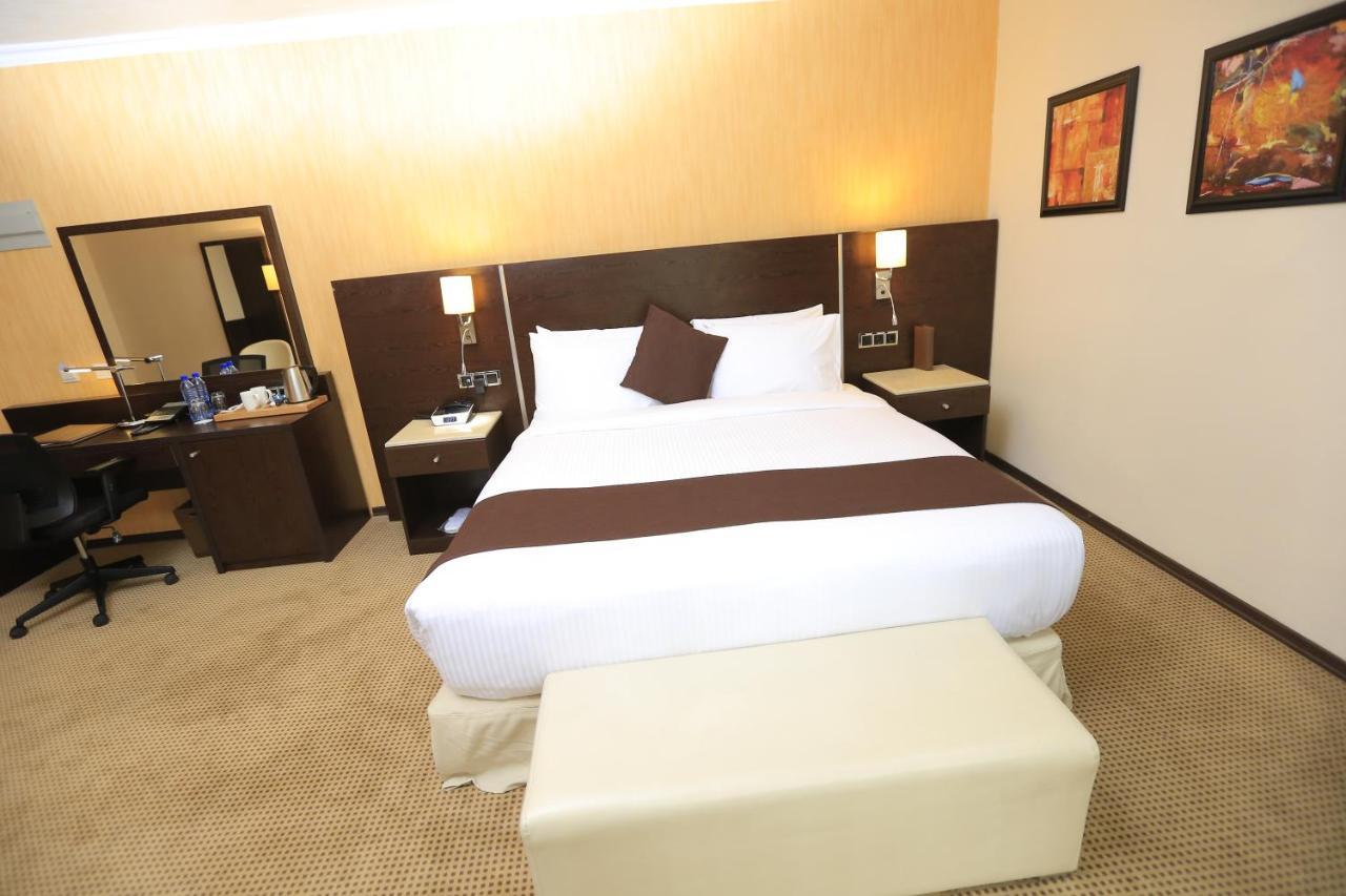Cassiopeia Hotel Αντίς Αμπέμπα Εξωτερικό φωτογραφία