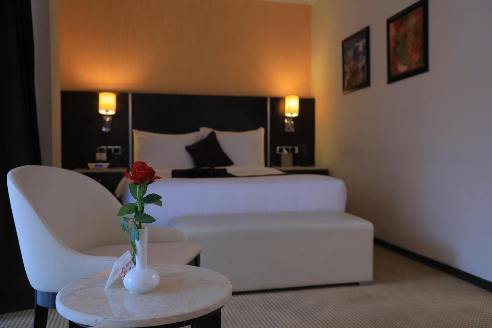 Cassiopeia Hotel Αντίς Αμπέμπα Εξωτερικό φωτογραφία