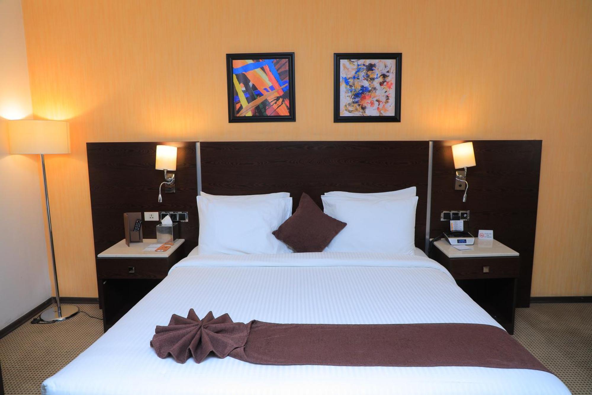 Cassiopeia Hotel Αντίς Αμπέμπα Εξωτερικό φωτογραφία